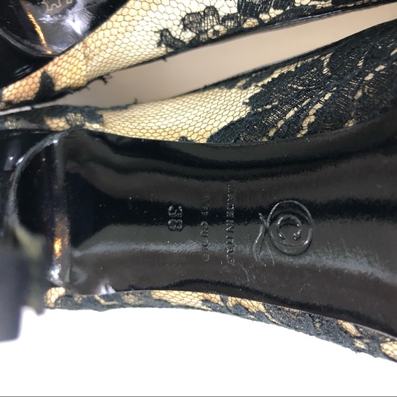 Alexander McQueen Lace Pumps - Picture 8 of 8